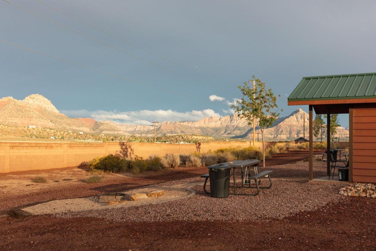 Gooseberry Lodges Zion National Park Area Apple Valley ภายนอก รูปภาพ