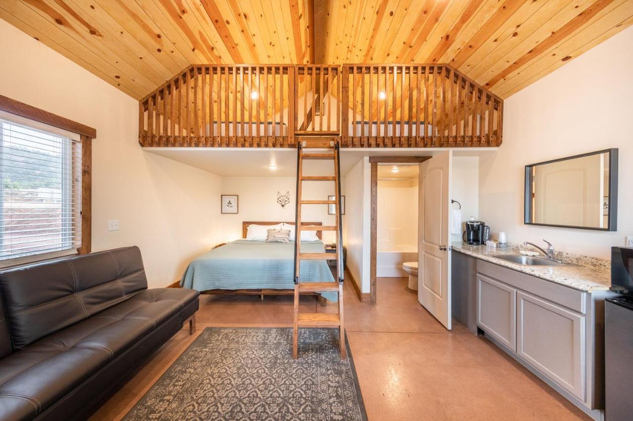 Gooseberry Lodges Zion National Park Area Apple Valley ภายนอก รูปภาพ