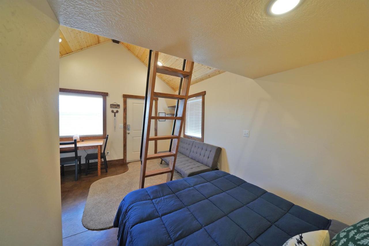 Gooseberry Lodges Zion National Park Area Apple Valley ภายนอก รูปภาพ